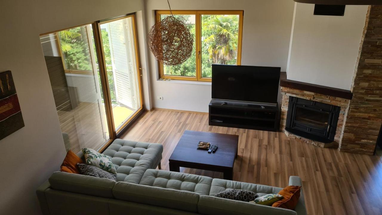 Villa Amalia Apartments Malinska Kültér fotó