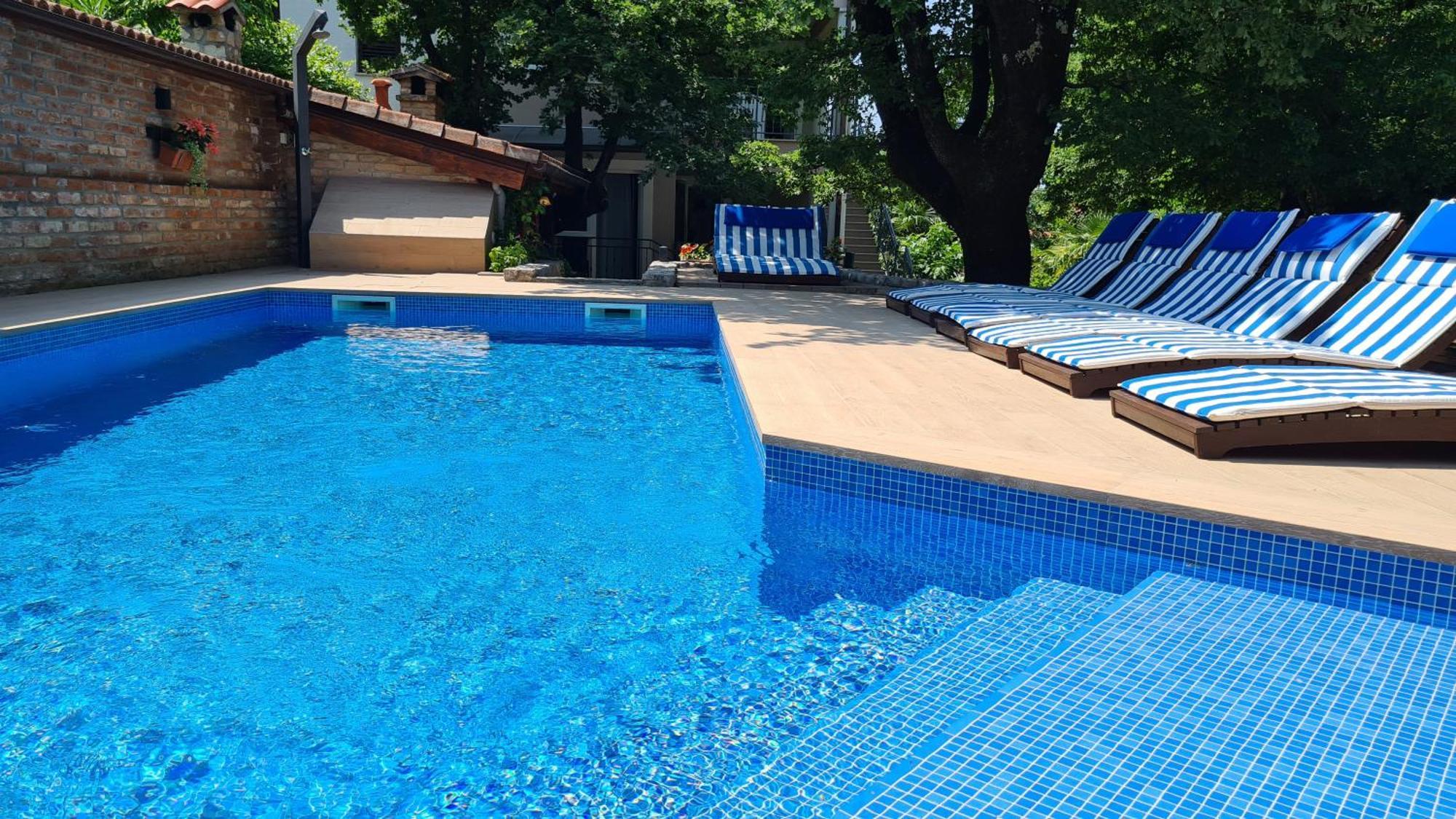 Villa Amalia Apartments Malinska Kültér fotó