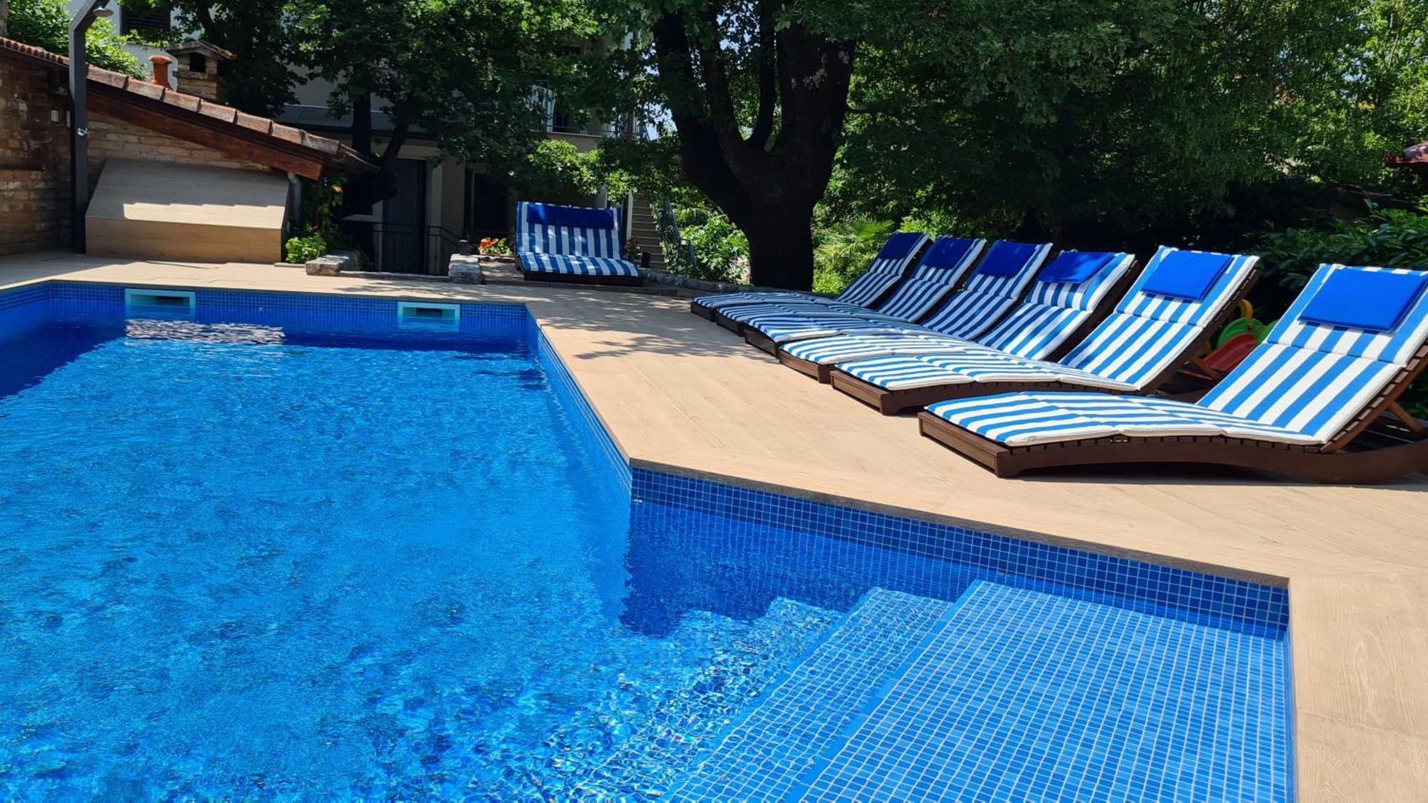 Villa Amalia Apartments Malinska Kültér fotó