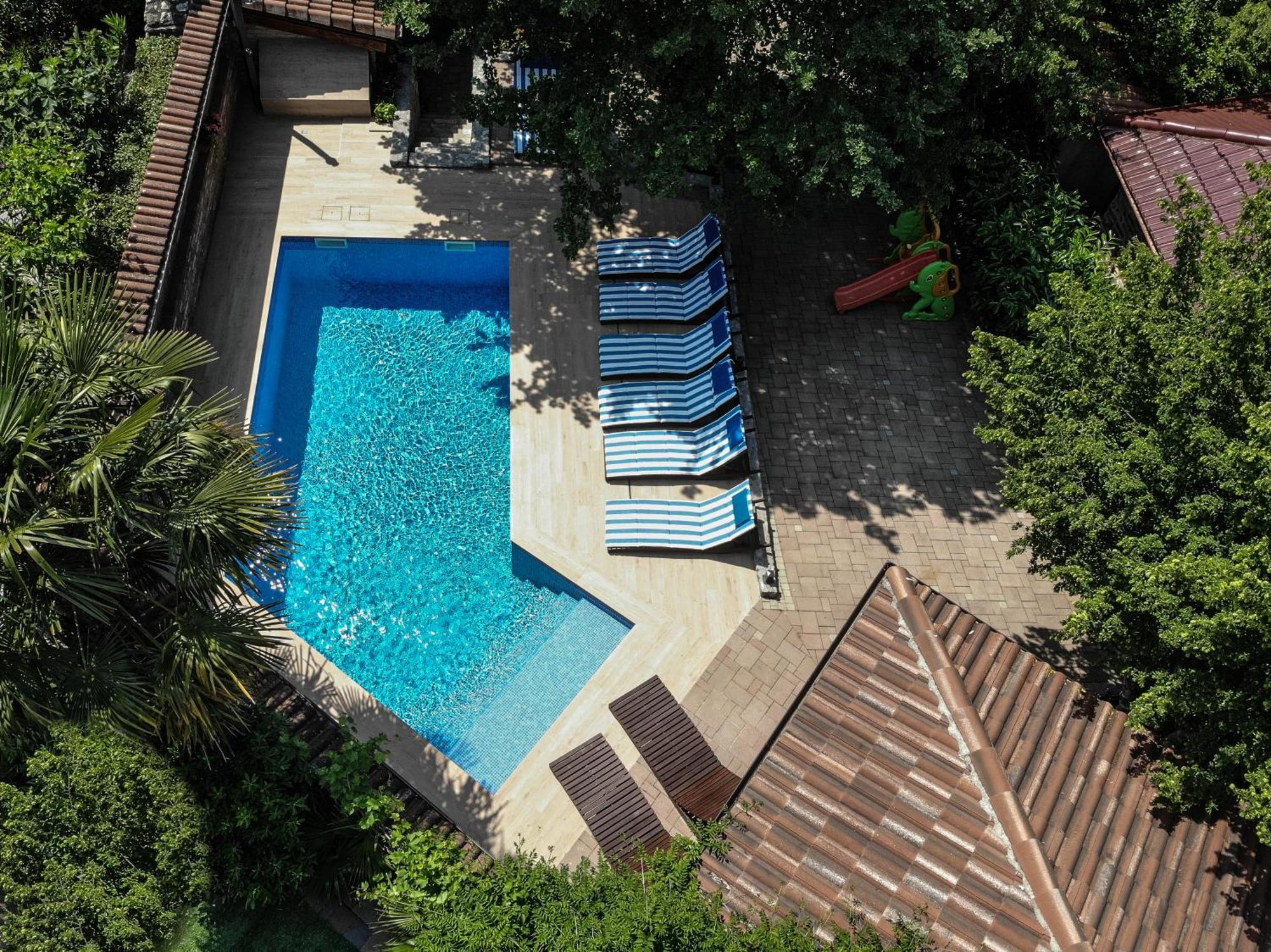 Villa Amalia Apartments Malinska Kültér fotó